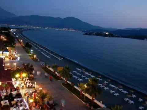 Fethiye Kordona Yürüme Mesafesinde 12 Ay Çalışan Apart Otel