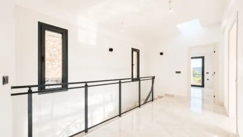 Mykonut'tan Fethiye İncirköy'de 575m2. Arsa İçinde Lüks Villa